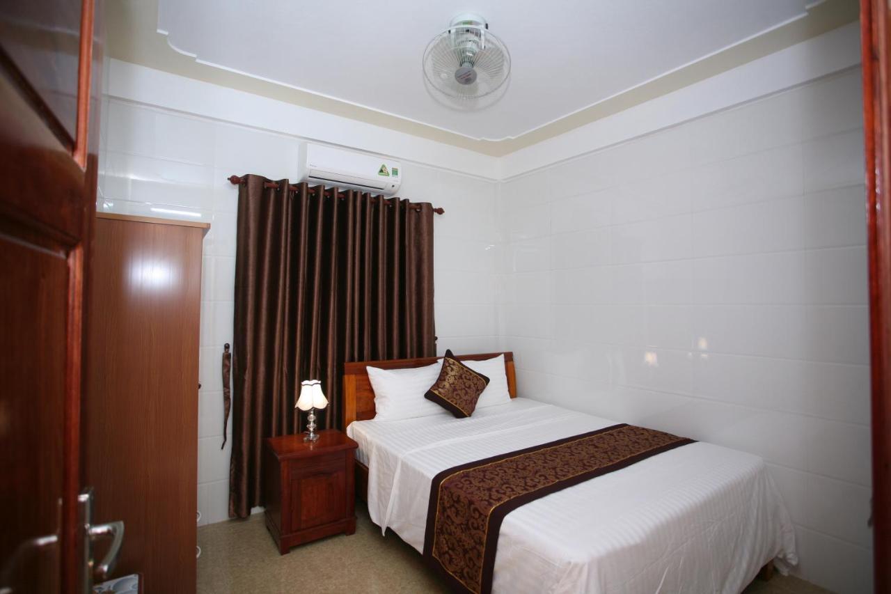 Sky Hotel Phong Nha Exterior photo